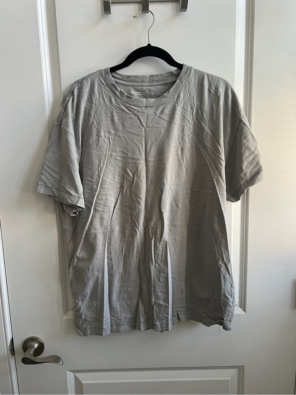 Abercrombie Soft Essentials Men’s T-Shirt in Light Gray